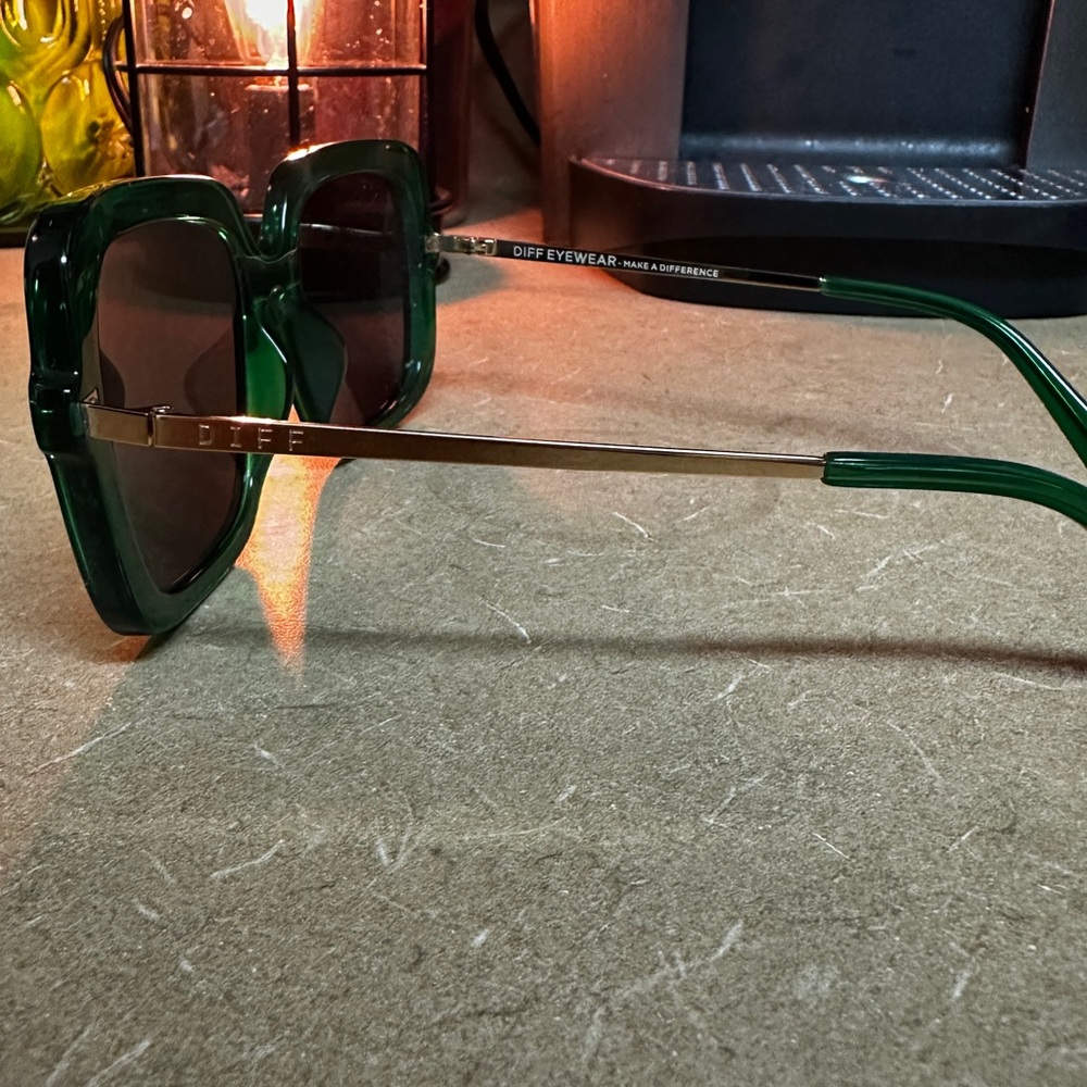 Diff Eyewear Sandra Sunglasses - Green - Picture 4 of 5